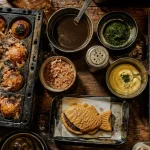 Street food japonaise : takoyaki, yakitori et taiyaki au comptoir